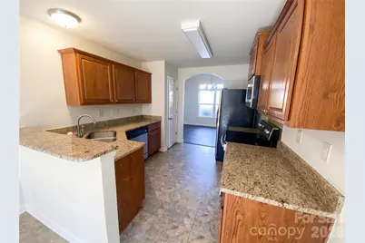 5024 Stone Park Drive, Charlotte, NC 28269 - Photo 5