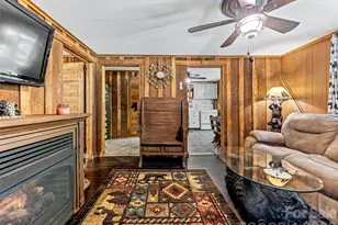 685 Shumont Rd, Black Mountain, NC 28711 - Photo 17