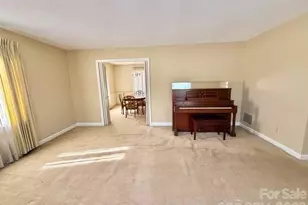 3002 Club Dr, Gastonia, NC 28054 - Photo 5