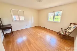 3002 Club Dr, Gastonia, NC 28054 - Photo 11