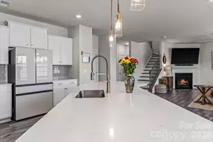 7418 Echoing Hls Ln, Maiden, NC 28650 - Photo 11