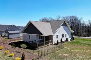 35 Cider Hl Ln, Hendersonville, NC 28792 - Photo 37