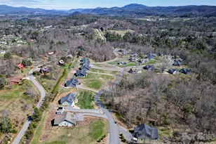 35 Cider Hl Ln, Hendersonville, NC 28792 - Photo 7