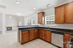 105 Summer Breeze Ct, Statesville, NC 28677 - Photo 7