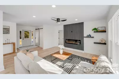 10512 Roseberry Court, Charlotte, NC 28277 - Photo 9