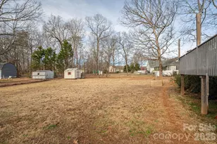 3005 Irish St, Newton, NC 28658 - Photo 37