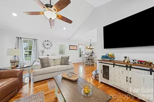 110 Westover Dr, Lincolnton, NC 28092 - Photo 9