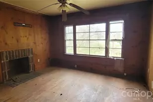 1939 River Rd, Lincolnton, NC 28092 - Photo 5