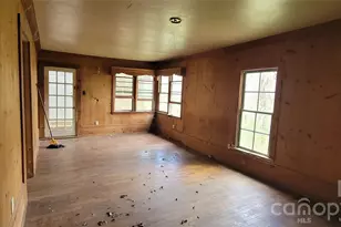 1939 River Rd, Lincolnton, NC 28092 - Photo 7