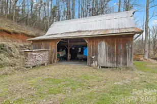 470 Ela Ln, Bryson City, NC 28713 - Photo 19