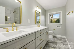 415 Kimmswick Rd, Charlotte, NC 28214 - Photo 17