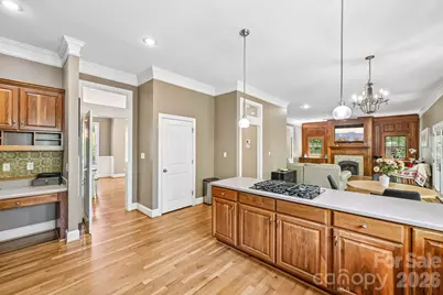 209 37th Avenue Place NW, Hickory, NC 28601 - Photo 23
