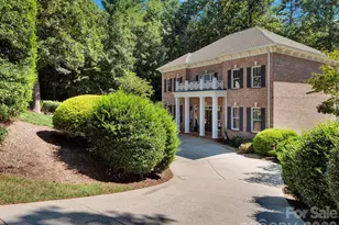 209 37th Ave Pl NW, Hickory, NC 28601 - Photo 1