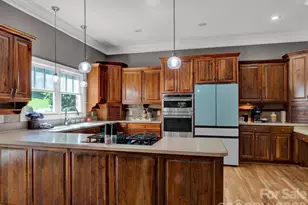 209 37th Ave Pl NW, Hickory, NC 28601 - Photo 23