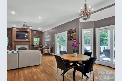 209 37th Avenue Place NW, Hickory, NC 28601 - Photo 21