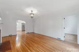 1106 S South St, Gastonia, NC 28052 - Photo 7