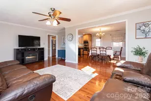 143 Devonwood Dr, Marion, NC 28752 - Photo 7