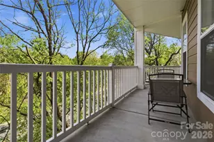 1000 E Woodlawn Rd, Charlotte, NC 28209 - Photo 23