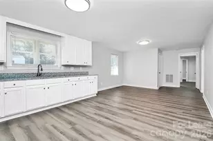 2429 Marlowe Ave, Charlotte, NC 28208 - Photo 5