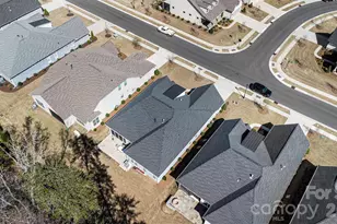 14605 Crosswater Ln, Charlotte, NC 28278 - Photo 29