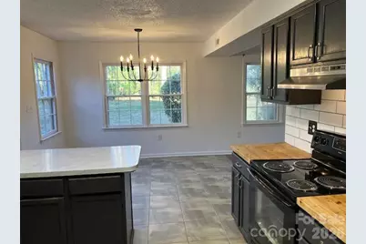 5324 Donnefield Drive, Charlotte, NC 28227 - Photo 7