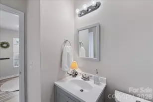 1301 Maple Shade Ln, Charlotte, NC 28270 - Photo 7