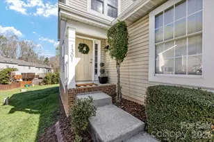 1301 Maple Shade Ln, Charlotte, NC 28270 - Photo 3