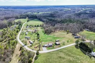 455 Mitch Rd, Union Grove, NC 28689 - Photo 7