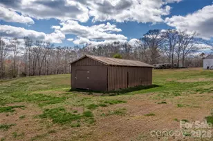 455 Mitch Rd, Union Grove, NC 28689 - Photo 43