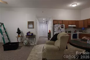 1302 Stanwood Ln, Hendersonville, NC 28739 - Photo 5