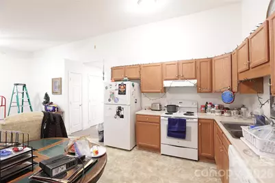 1302 Stanwood Lane, Hendersonville, NC 28739 - Photo 7