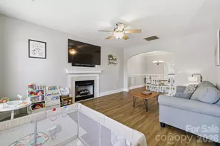 114 Riverton Dr, Statesville, NC 28625 - Photo 5