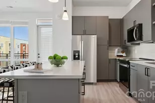 2222 N Tryon St, Charlotte, NC 28206 - Photo 5