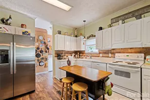 32 Perseverance Dr, Canton, NC 28716 - Photo 15