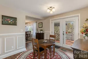 306 Taylor St, Hendersonville, NC 28739 - Photo 7