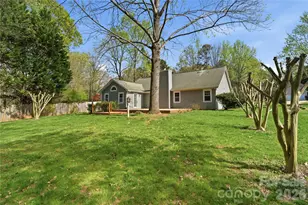 2909 Oakcroft Dr, Matthews, NC 28105 - Photo 33