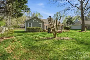 2909 Oakcroft Dr, Matthews, NC 28105 - Photo 31