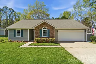 2909 Oakcroft Dr, Matthews, NC 28105 - Photo 1