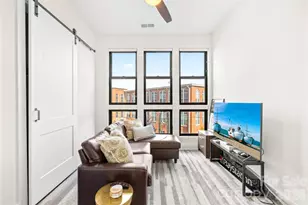 501 E 37th St, Charlotte, NC 28205 - Photo 19