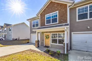 1214 Pauline Trail Dr, Arden, NC 28704 - Photo 3