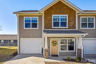 1214 Pauline Trail Dr, Arden, NC 28704 - Photo 1