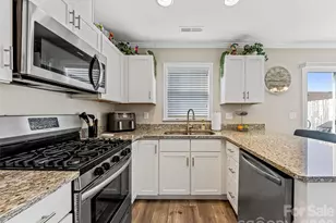 1214 Pauline Trail Dr, Arden, NC 28704 - Photo 13