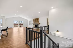 1065 Oak Rdg Ln, Mars Hill, NC 28754 - Photo 15