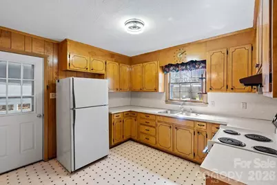 411 Brentwood Circle, Kannapolis, NC 28081 - Photo 13