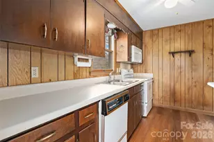 436 Crum Dr, Lake Junaluska, NC 28745 - Photo 9