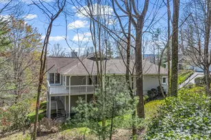 111 Broadmoor Dr, Flat Rock, NC 28731 - Photo 3