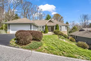 111 Broadmoor Dr, Flat Rock, NC 28731 - Photo 35