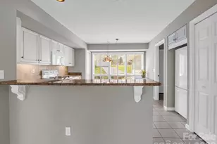 111 Broadmoor Dr, Flat Rock, NC 28731 - Photo 11