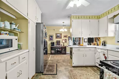 308 Taubrook Place NW, Lenoir, NC 28645 - Photo 7