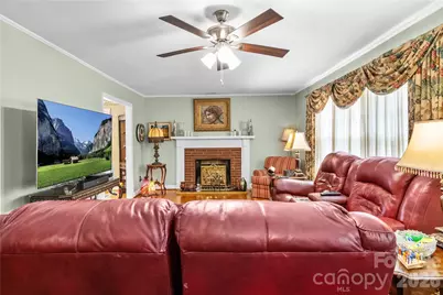 308 Taubrook Place NW, Lenoir, NC 28645 - Photo 5